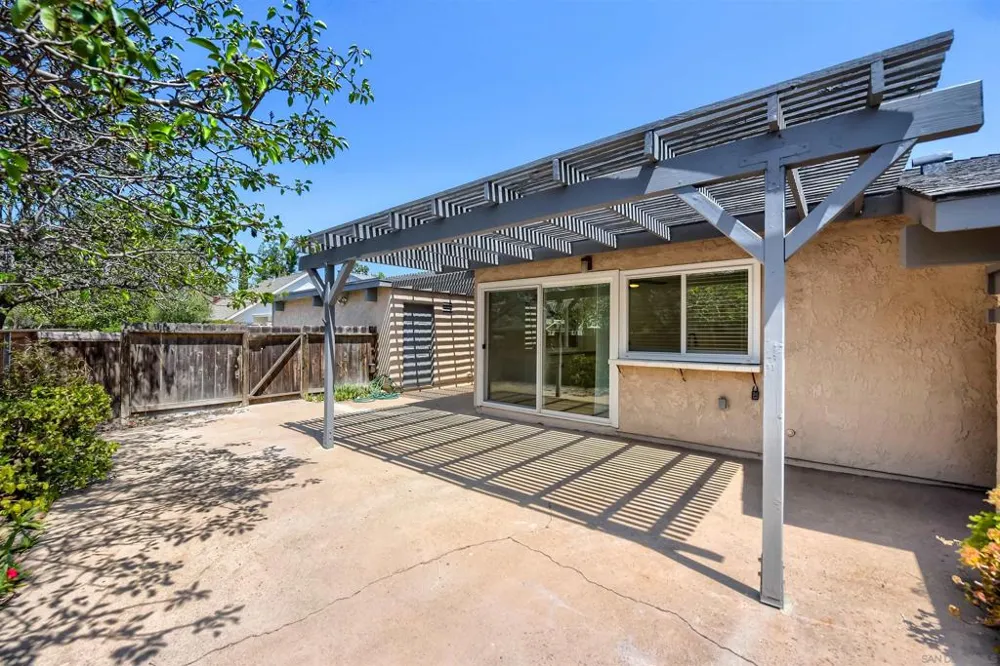 10756 Cariuto Court San Diego, CA 92124
