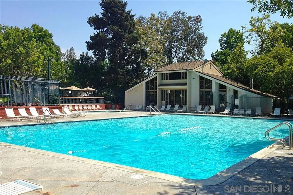 10756 Cariuto Court San Diego, CA 92124