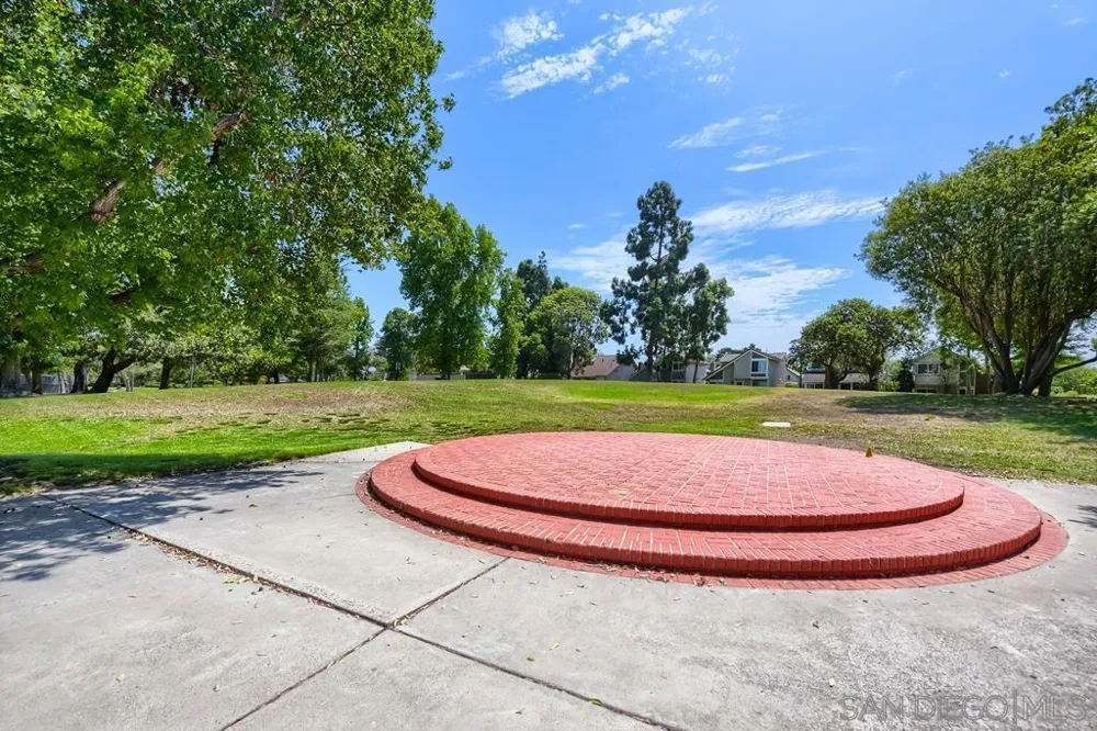 10756 Cariuto Court San Diego, CA 92124