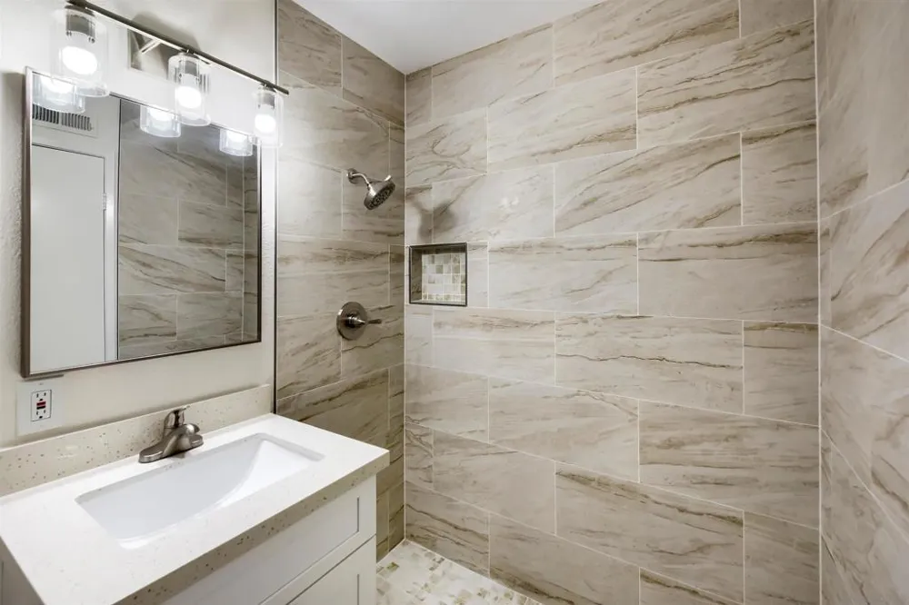 10756 Cariuto Court San Diego, CA 92124
