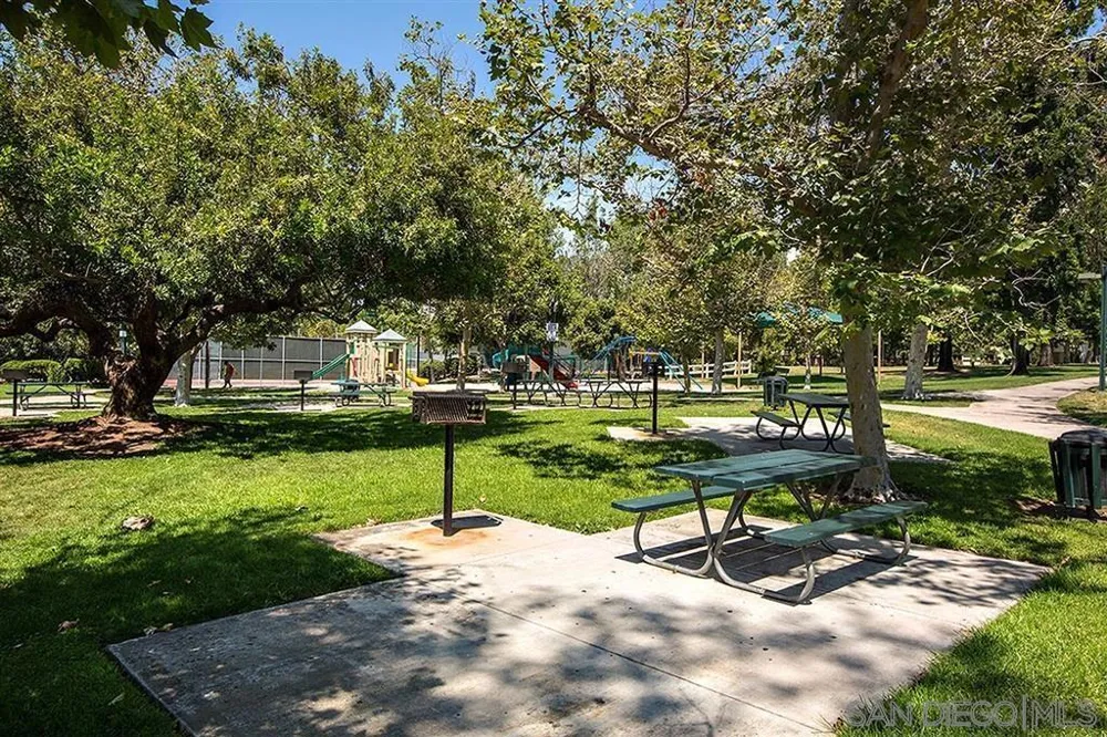 10756 Cariuto Court San Diego, CA 92124