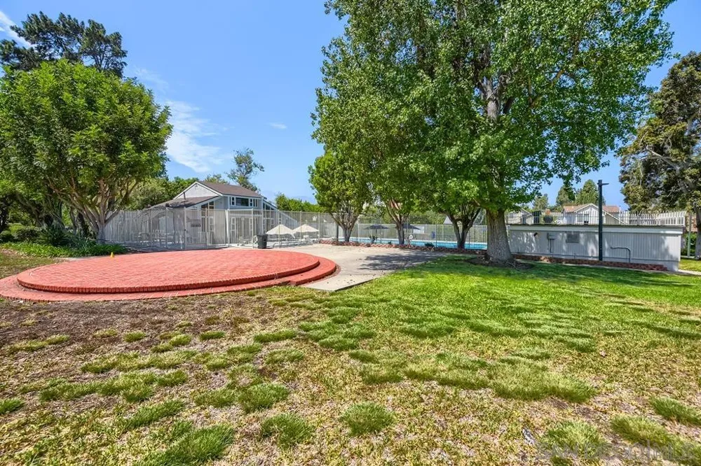 10756 Cariuto Court San Diego, CA 92124