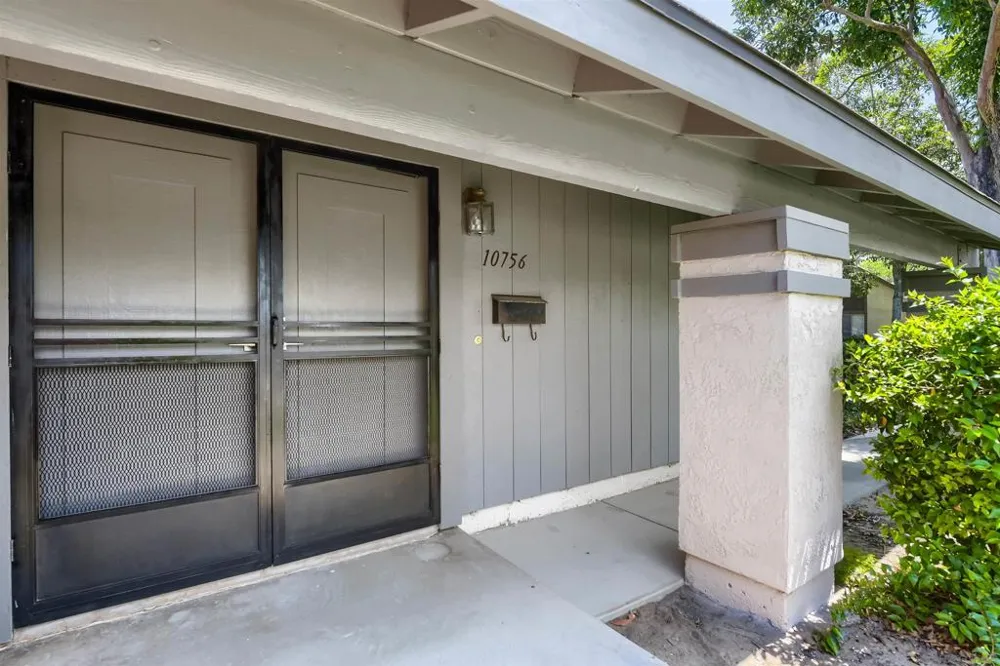 10756 Cariuto Court San Diego, CA 92124