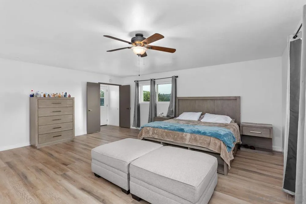 6245 Broadmoor Dr. La Mesa, CA 91942