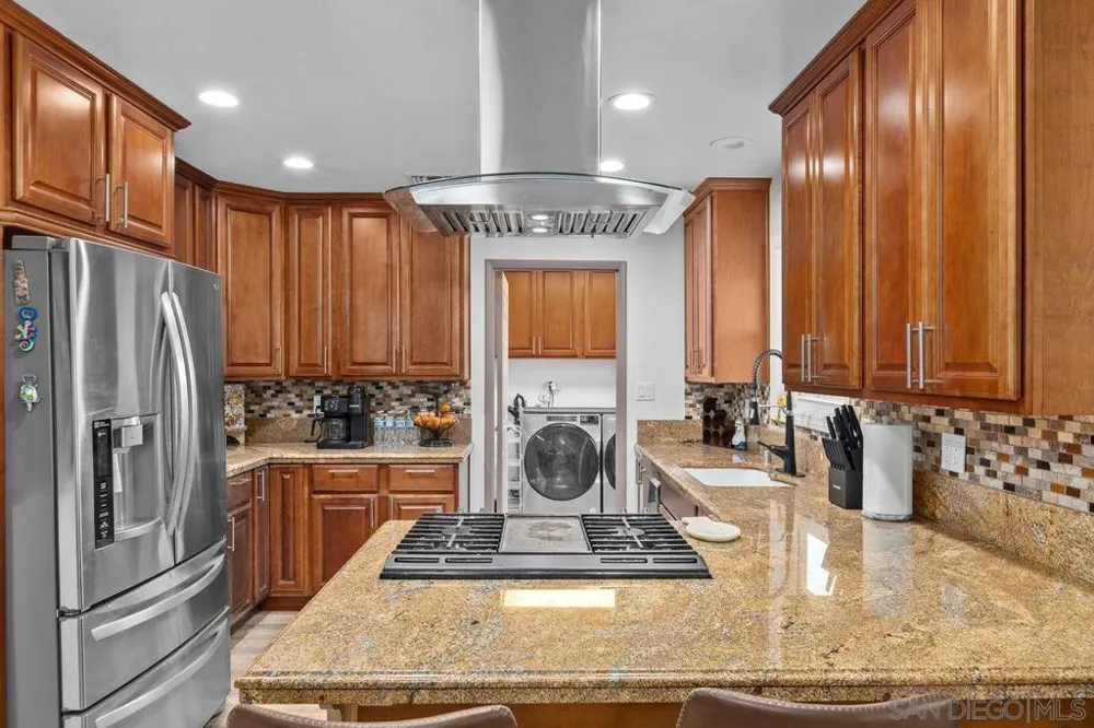 6245 Broadmoor Dr. La Mesa, CA 91942