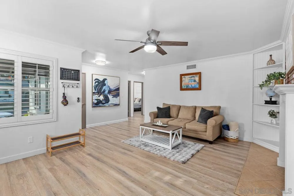 6245 Broadmoor Dr. La Mesa, CA 91942