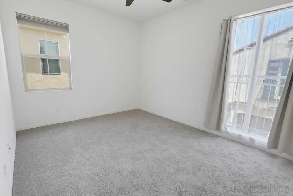 1041 SEA GLASS WAY Chula Vista, CA 92154