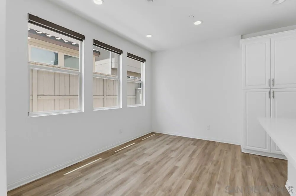 1041 SEA GLASS WAY Chula Vista, CA 92154