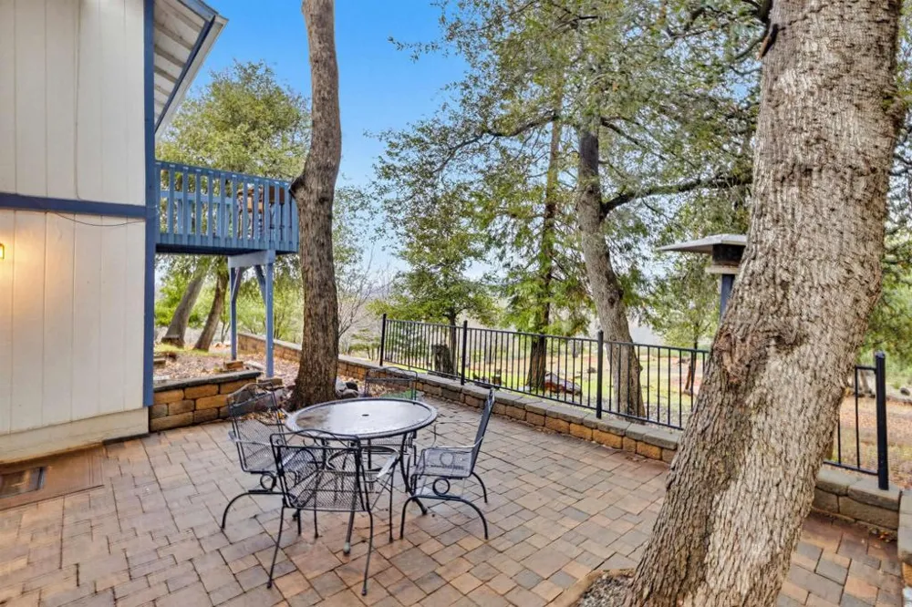 17009 Iron Springs Rd Julian, CA 92036