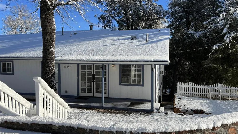 17009 Iron Springs Rd Julian, CA 92036