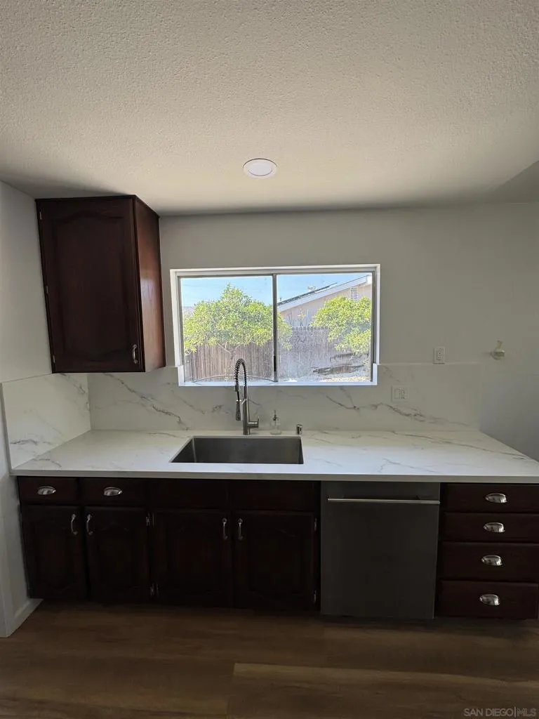3527 Acworth Ave San Diego, CA 92111