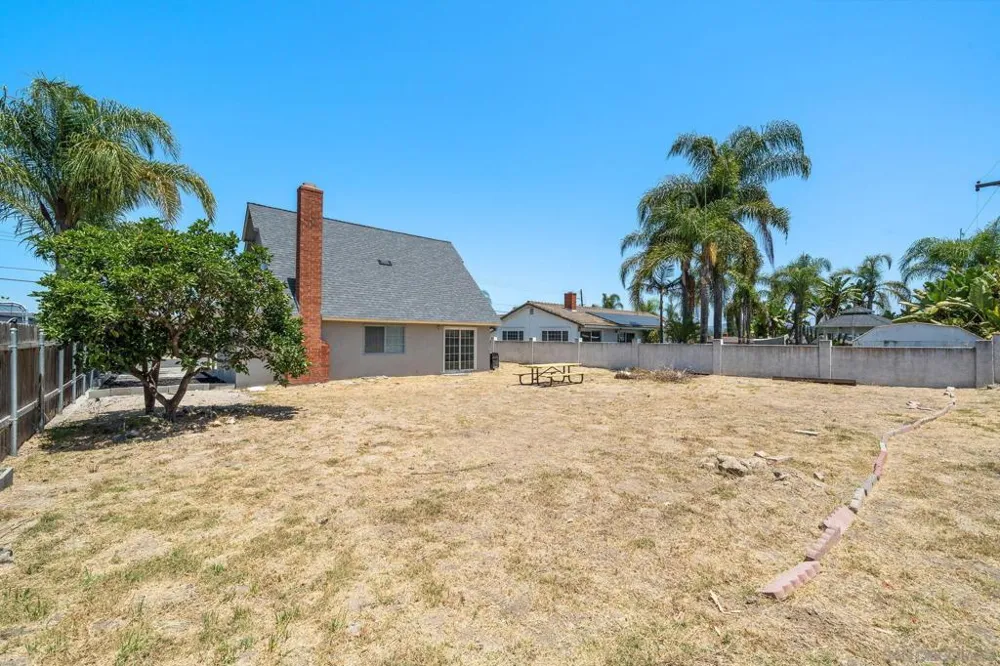 7021 Madrone Ave San Diego, CA 92114