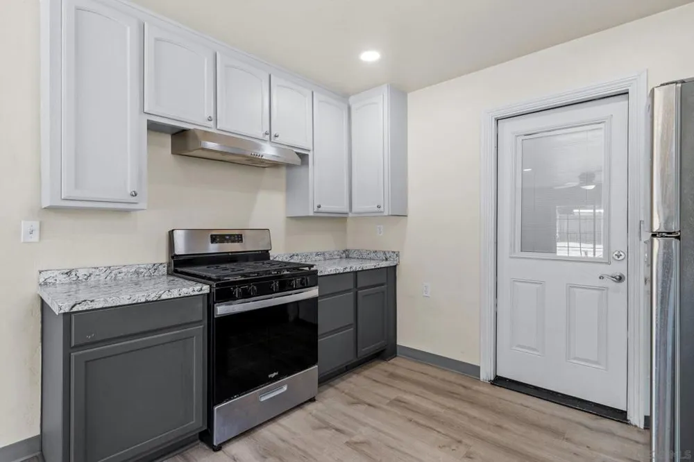 7021 Madrone Ave San Diego, CA 92114