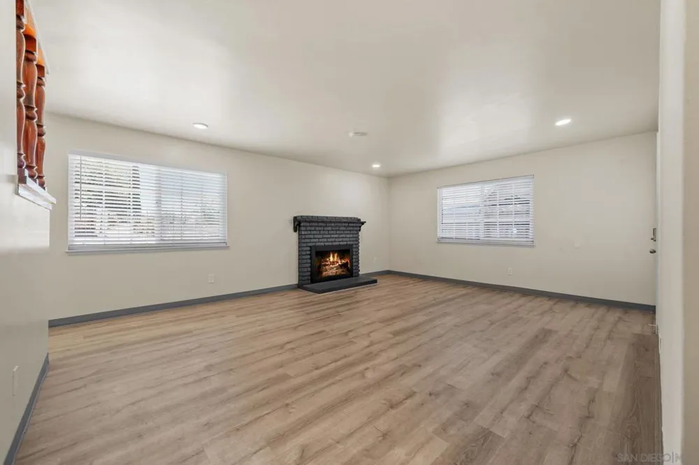 7021 Madrone Ave San Diego, CA 92114