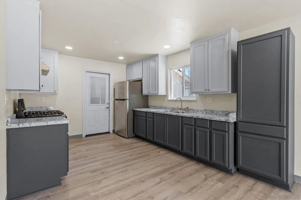 7021 Madrone Ave San Diego, CA 92114