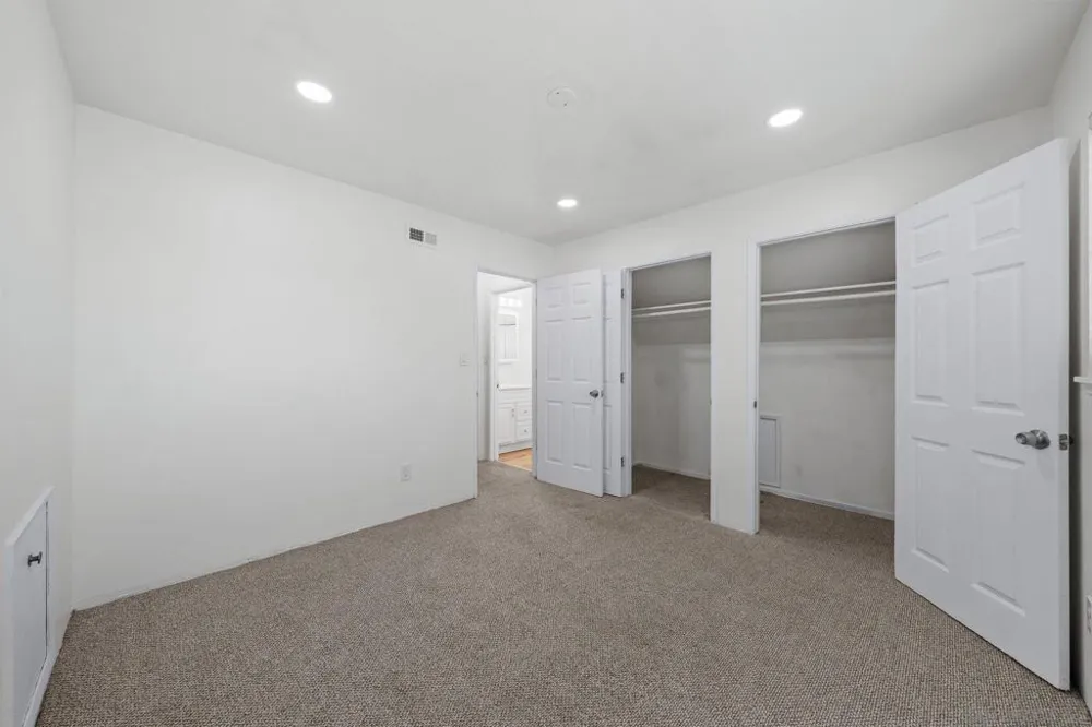 7021 Madrone Ave San Diego, CA 92114
