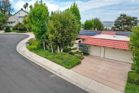 1259 Loma Portal Drive