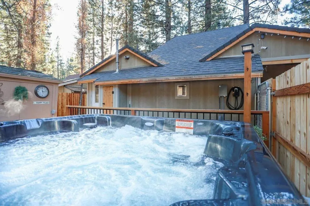 42655 Peregrine Big Bear, CA 92315
