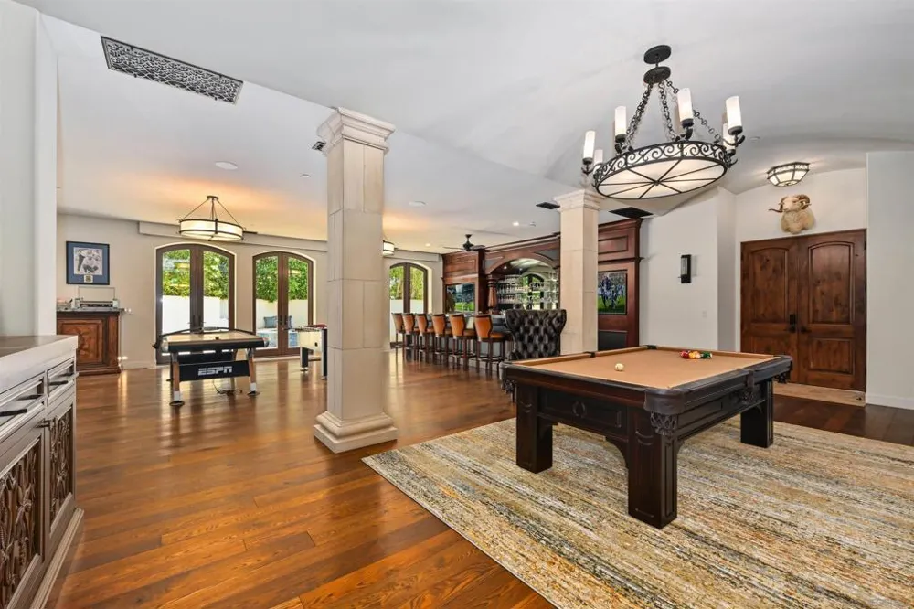 7031 Las Colinas Rancho Santa Fe, CA 92067