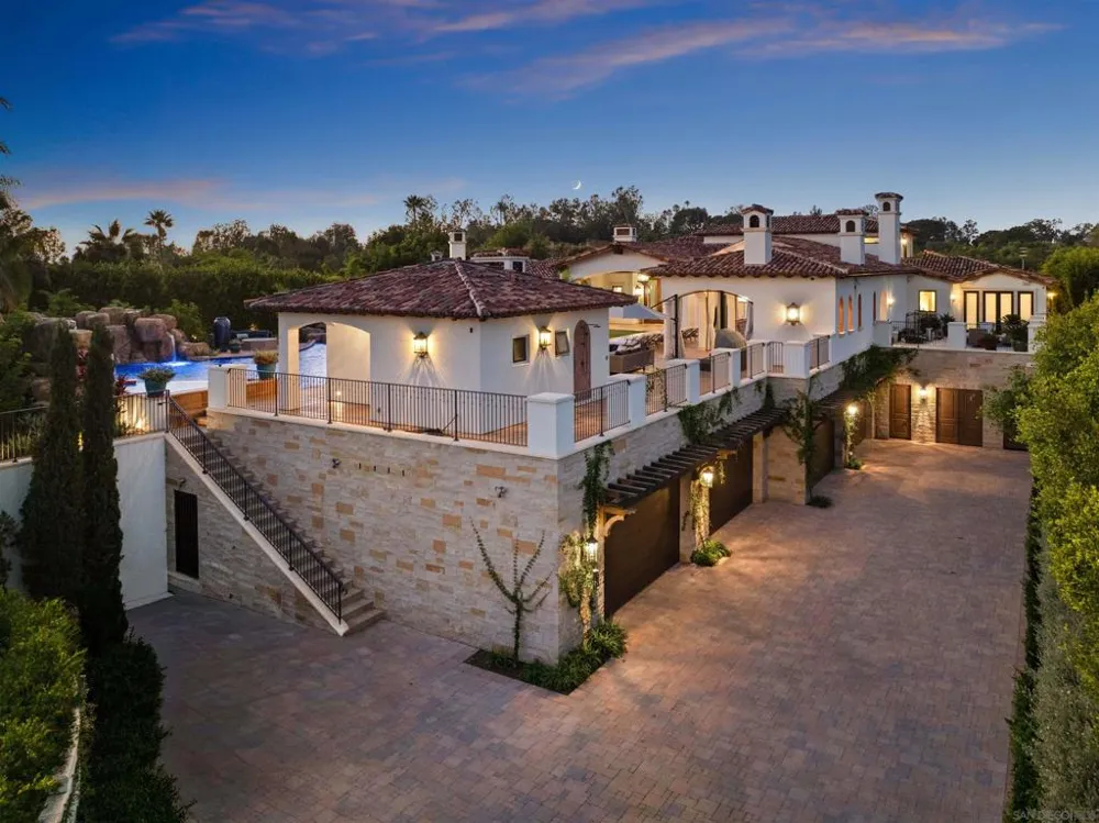 7031 Las Colinas Rancho Santa Fe, CA 92067