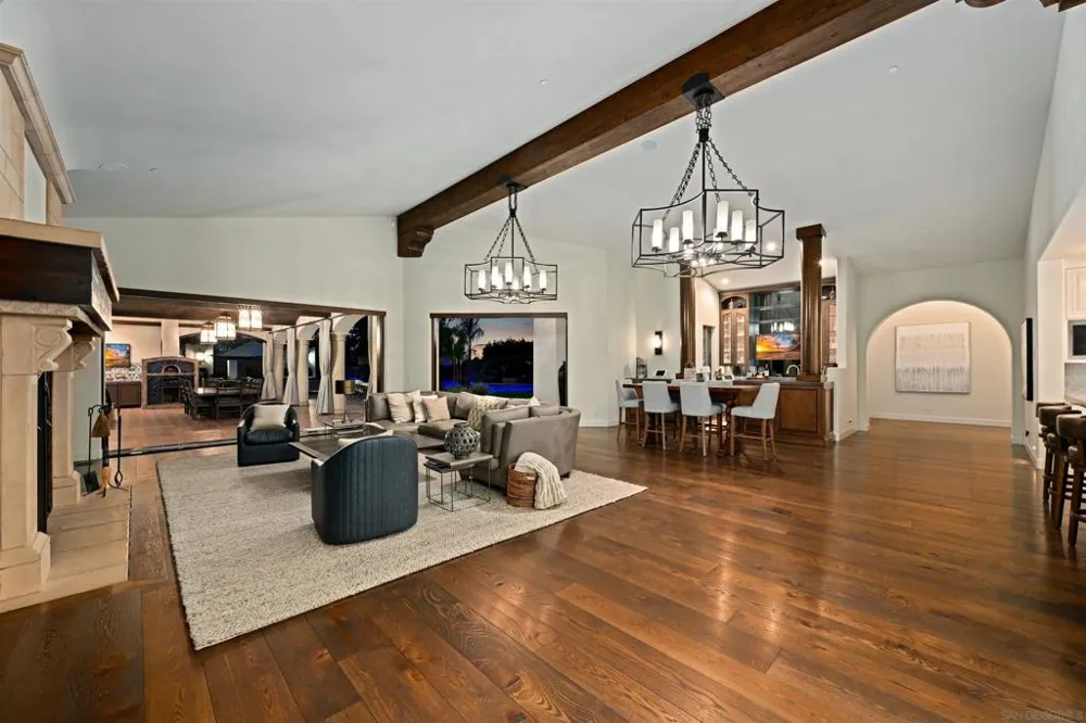 7031 Las Colinas Rancho Santa Fe, CA 92067