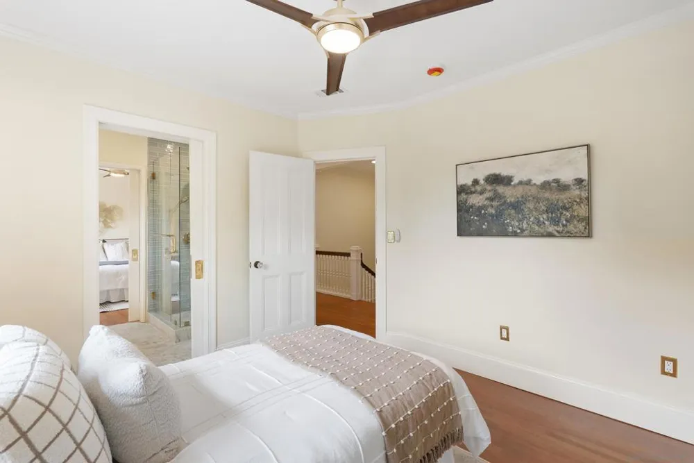 1896 Lyndon San Diego, CA 92103