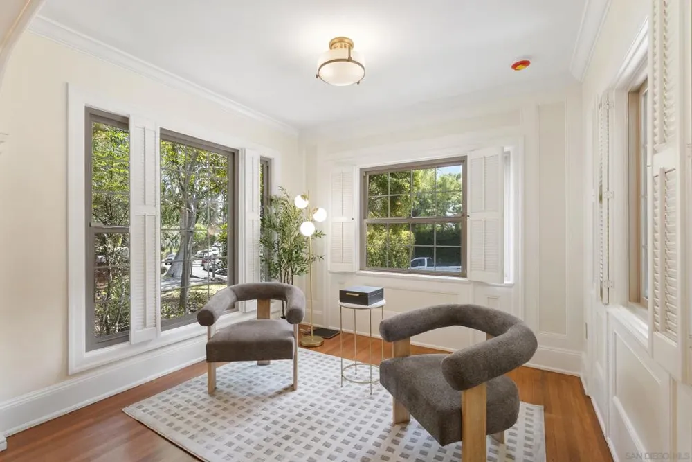 1896 Lyndon San Diego, CA 92103