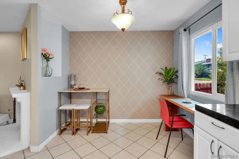 4523 College Way #H San Diego, CA 92115