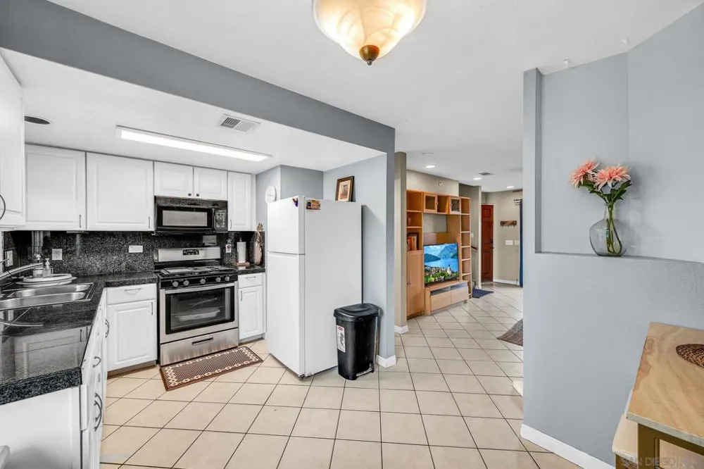 4523 College Way #H San Diego, CA 92115