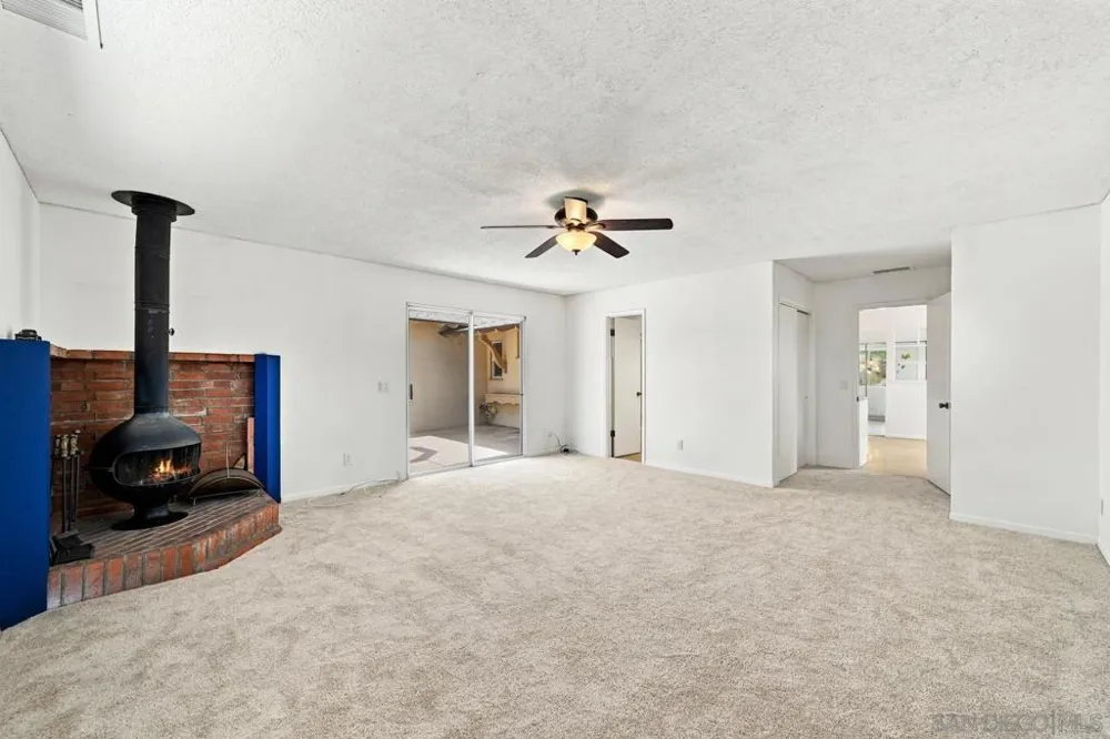 12509 Taunt Rd. Poway, CA 92064