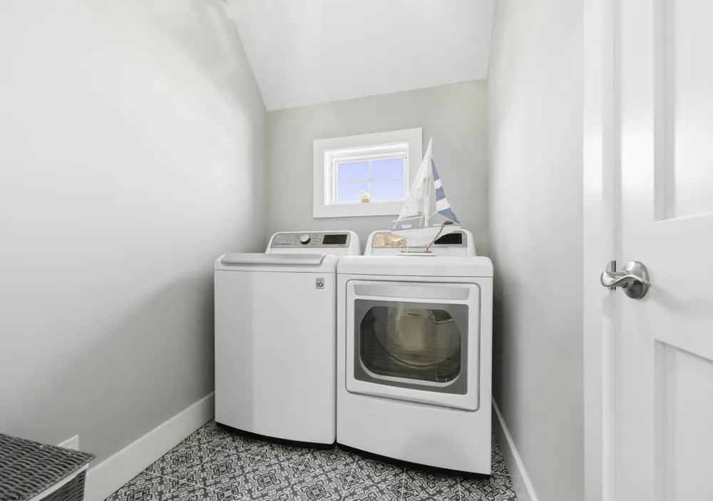 123 N 35th Ave Longport, NJ 08403