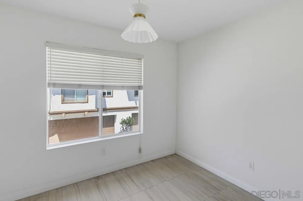 10330 Wateridge Circle #293 San Diego, CA 92121