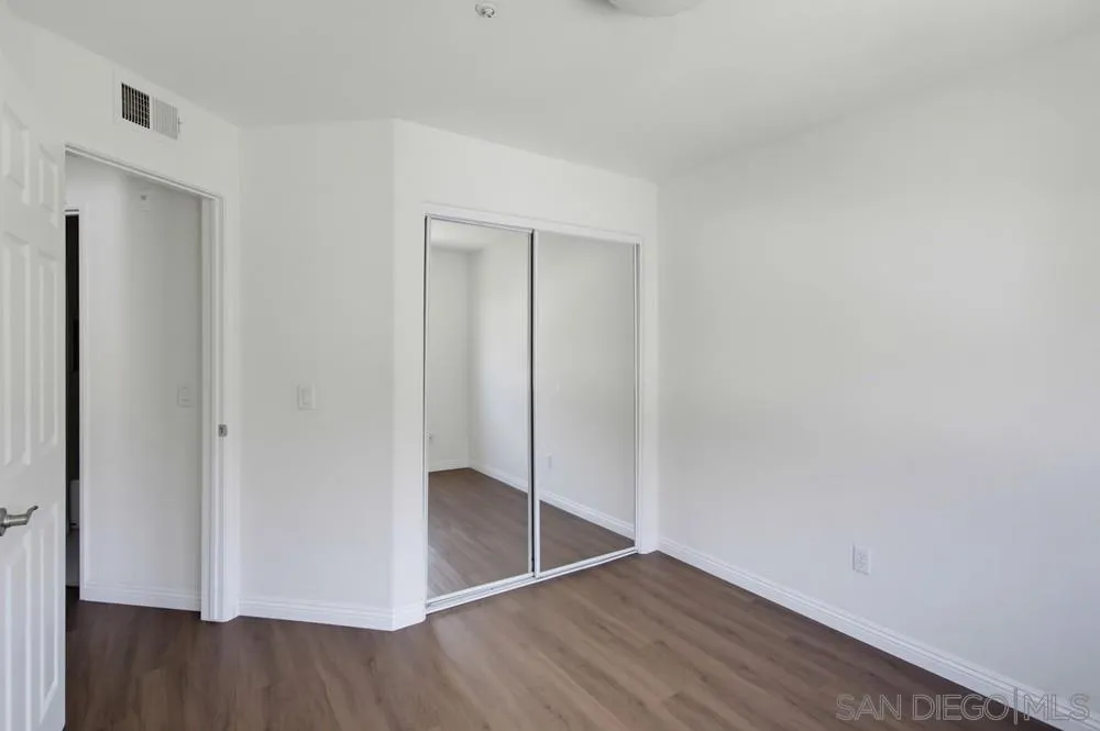 10330 Wateridge Circle #293 San Diego, CA 92121