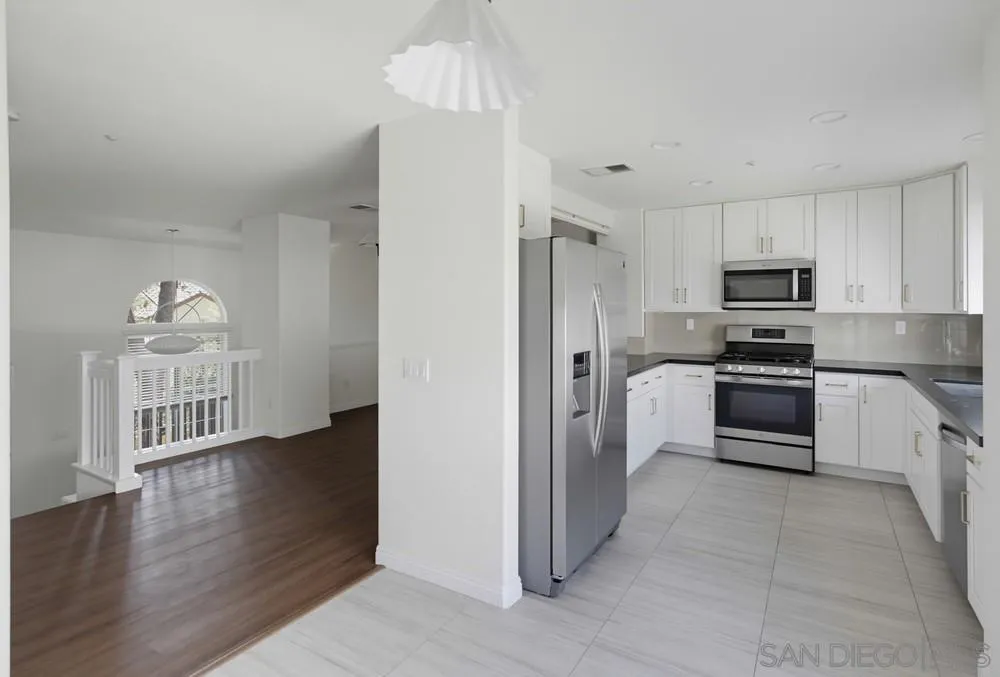 10330 Wateridge Circle #293 San Diego, CA 92121