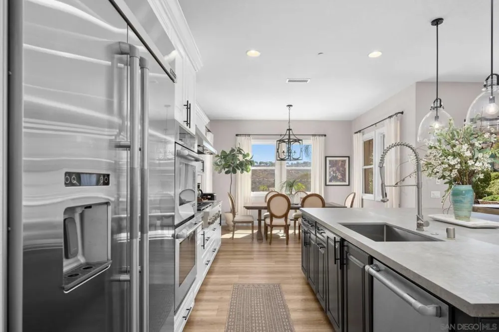 11533 Big Canyon Lane San Diego, CA 92131