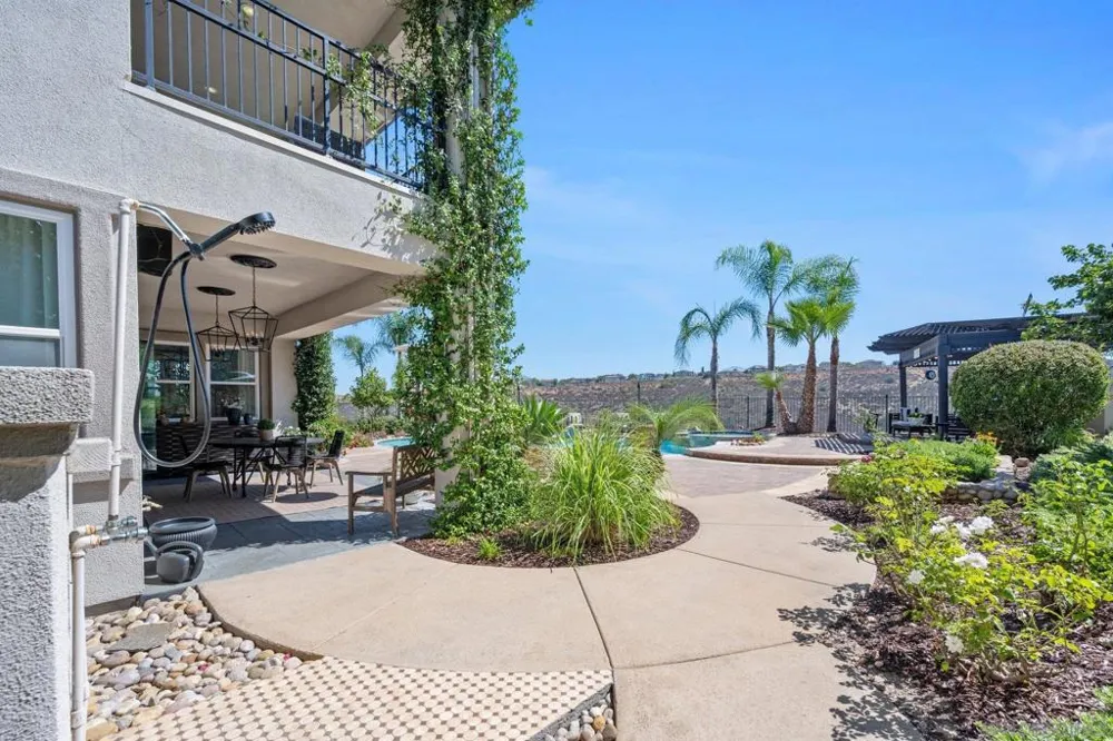 11533 Big Canyon Lane San Diego, CA 92131