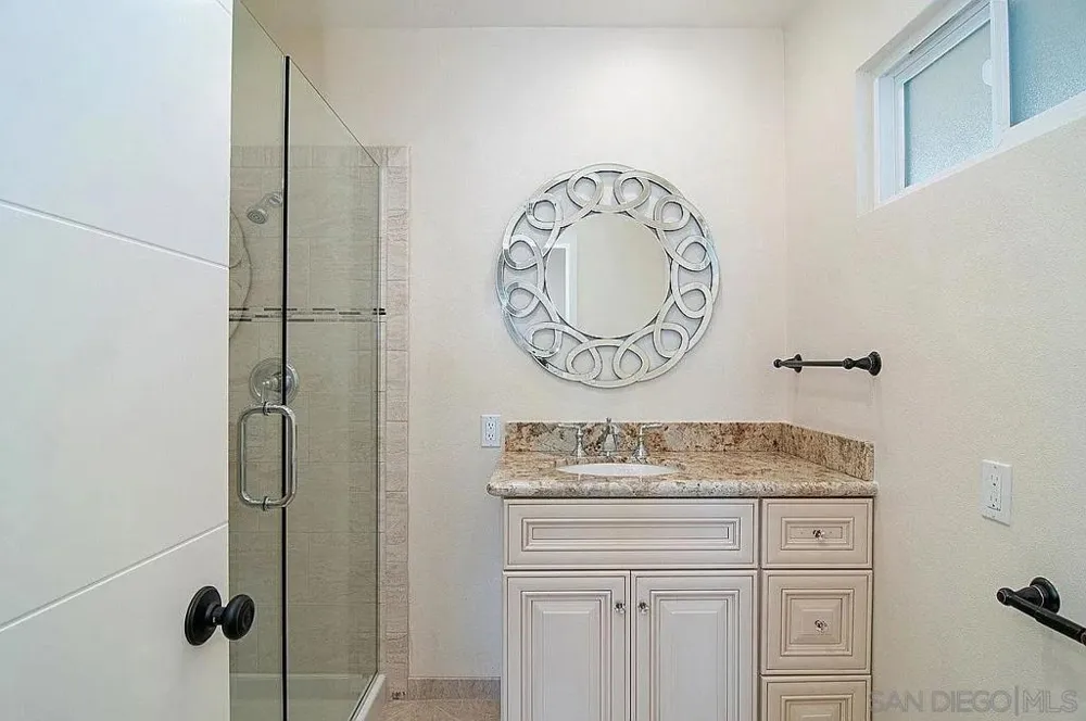 5415 Thunderbird La Jolla, CA 92037