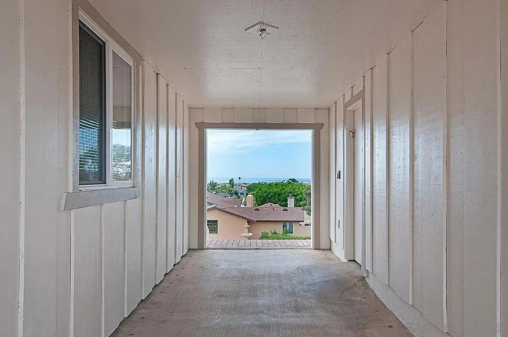 5415 Thunderbird La Jolla, CA 92037