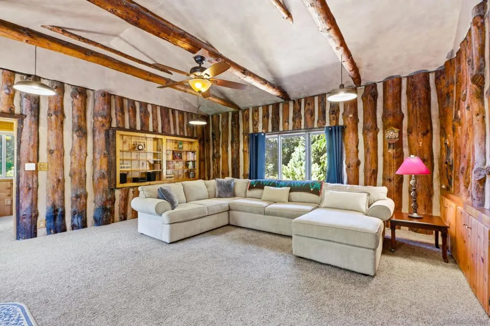 2727 Lakeview Dr Julian, CA 92036