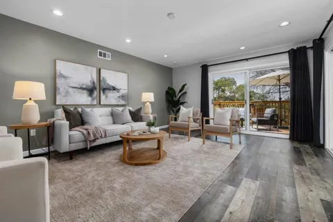 1206 Maryland Place