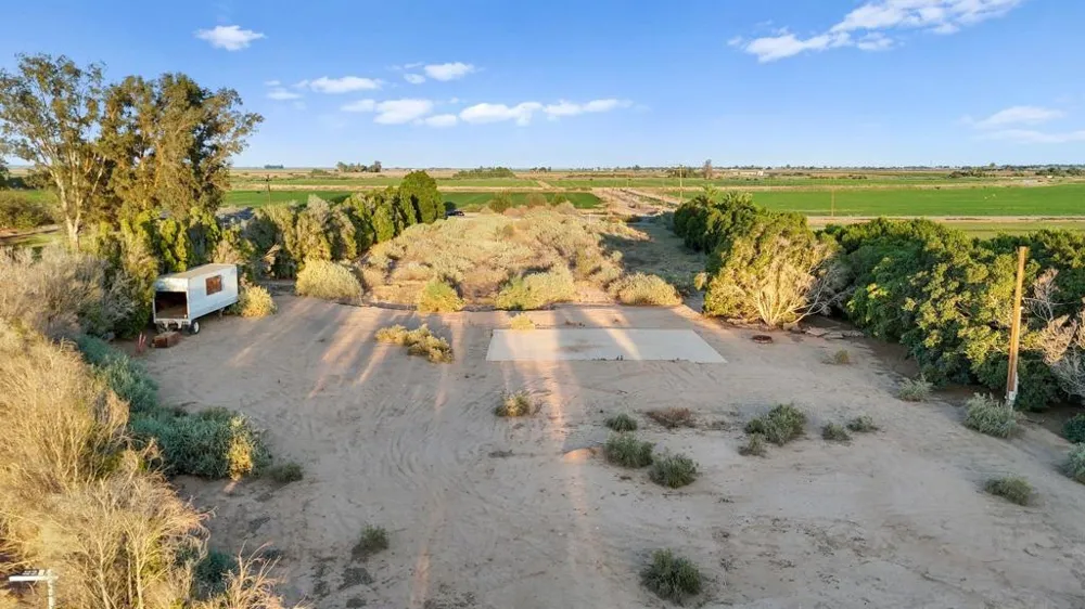 2465 Meloland Rd El Centro, CA 92243
