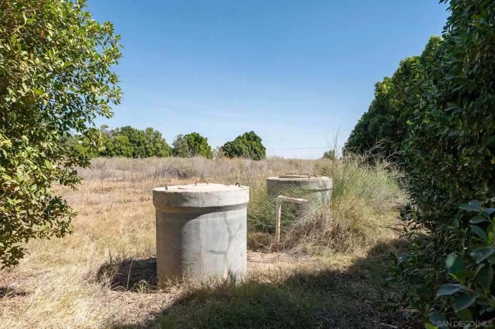 2465 Meloland Rd El Centro, CA 92243