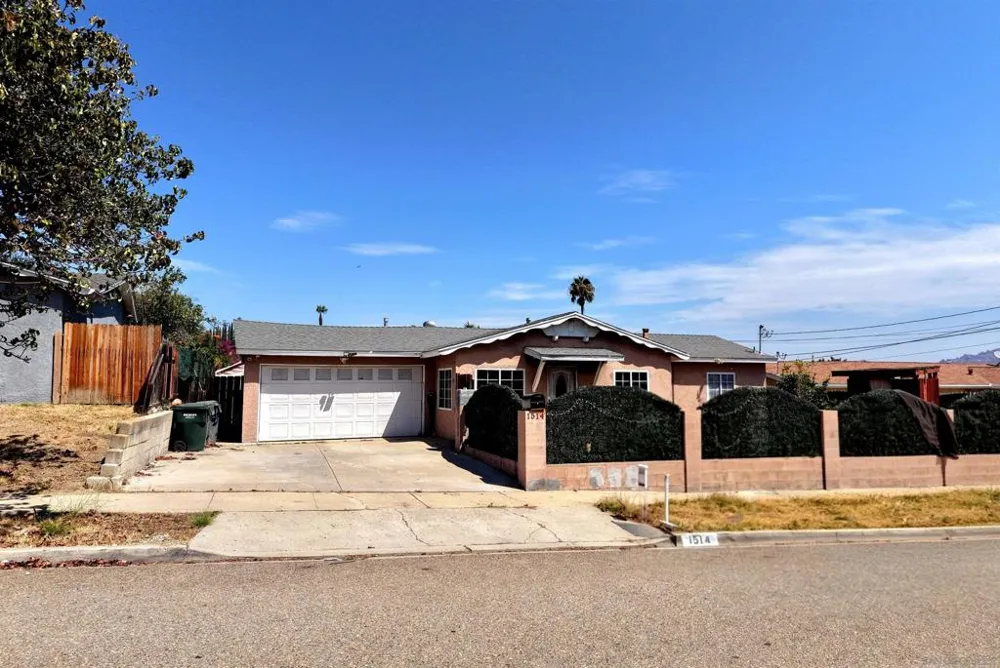 1514 Tarleton st Spring Valley, CA 91977