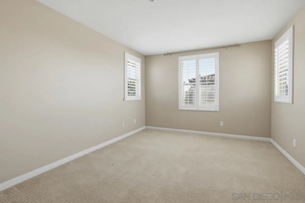 3643 Jetty Point Carlsbad, CA 92010