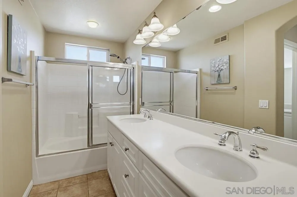 3643 Jetty Point Carlsbad, CA 92010