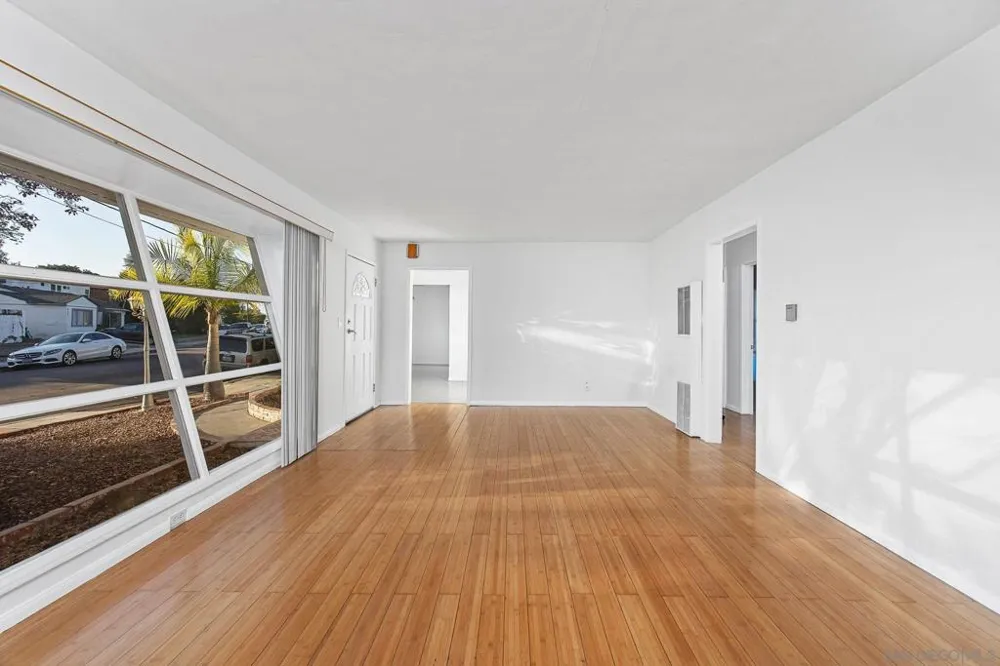 5151 Ewing St San Diego, CA 92115