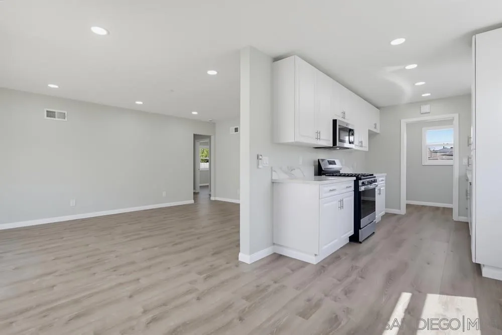 5609 Barclay Ave San Diego, CA 92120