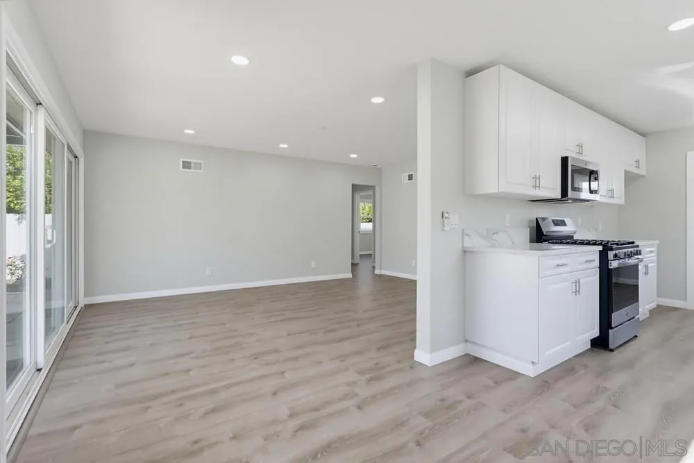 5609 Barclay Ave San Diego, CA 92120