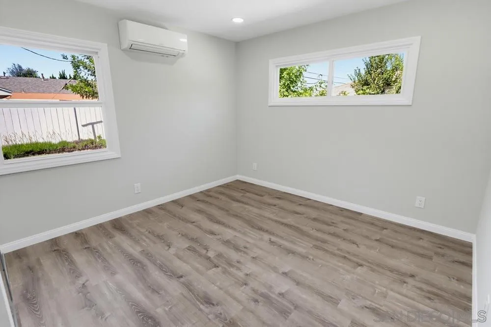5609 Barclay Ave San Diego, CA 92120