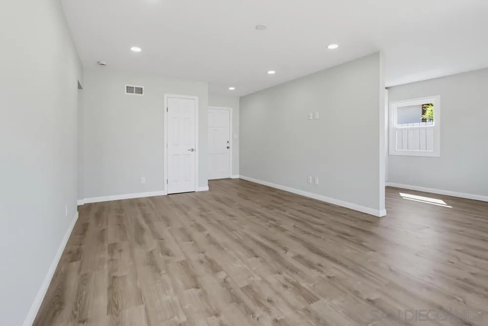 5609 Barclay Ave San Diego, CA 92120